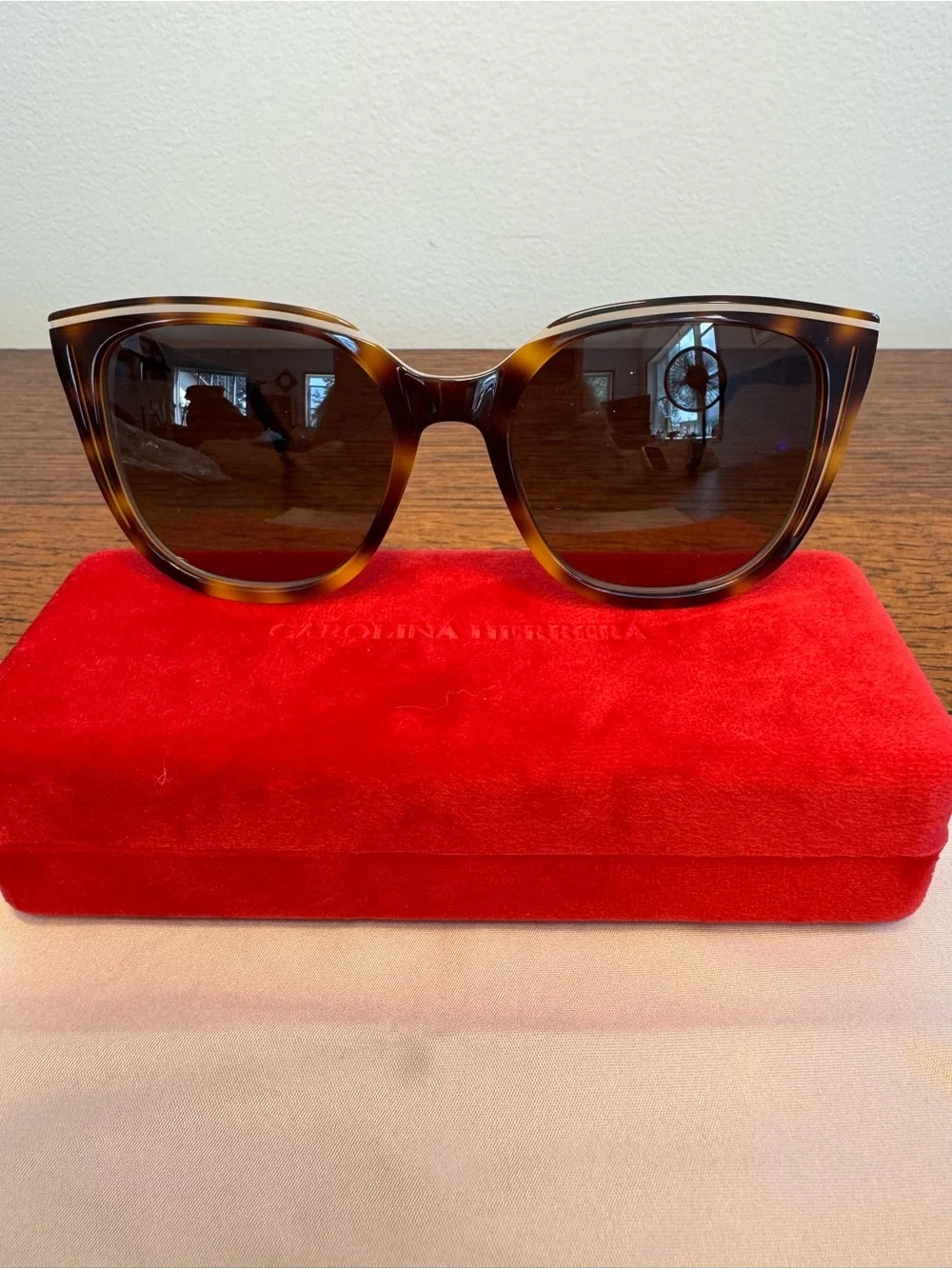 NWOT Carolina Herrera HER 0144/S Havana Square Sunglasses w/Box & Cloth